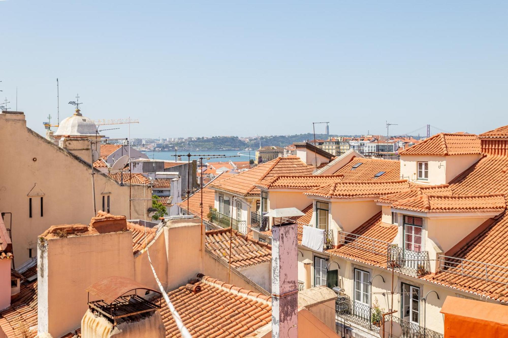 Gralhas Suites Lissabon Exterior foto